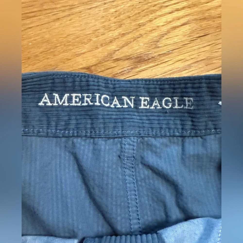 American Eagle  Zip Front Corduroy Skirt Size 6‎